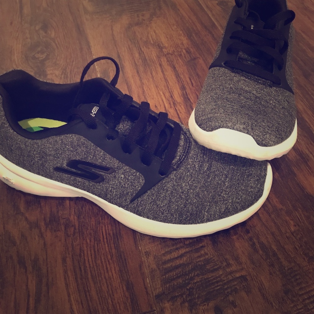 Skechers Goga Max